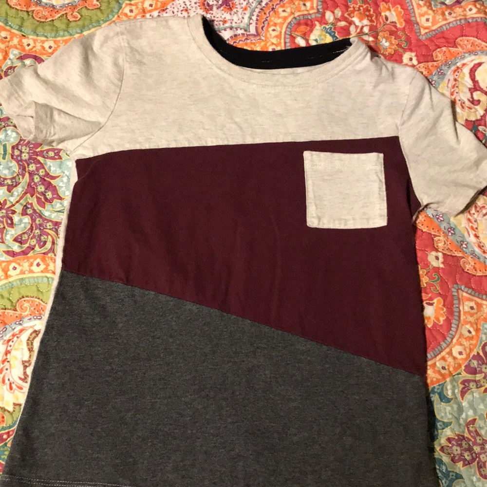 Boys asymmetrical color block shirt